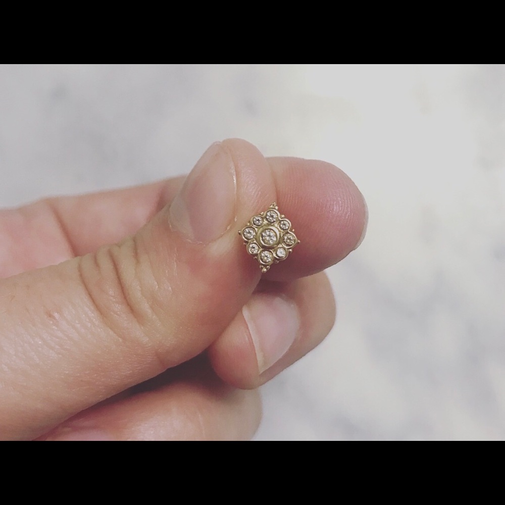 Bohemian gold nose stud